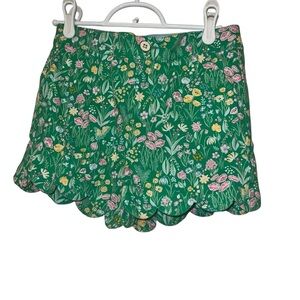 Crown & Ivy girls Floral Green Scalloped hem Shorts sz 12